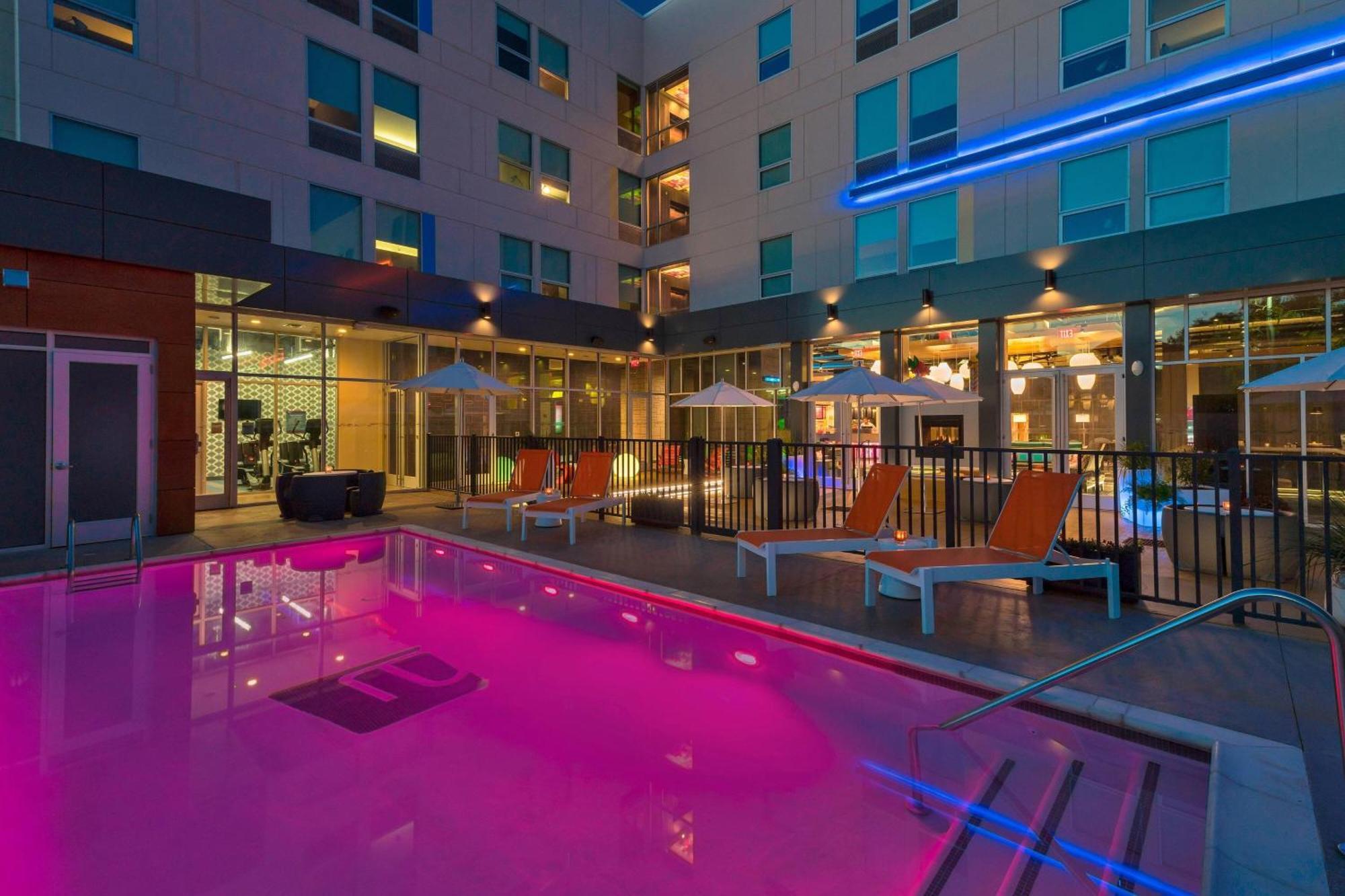 Aloft College Station Hotel Екстериор снимка